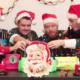 Chants de Noël avec bouteilles de bière